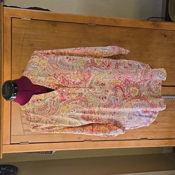 BASIC EDITION HILO TOP - Picture 1 of 10